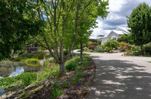 Beechworth House | The Banks