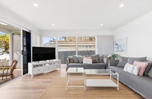 Mermaid Beach House | The Beach House