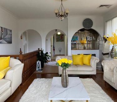 Bradbury Apartment | The best Outlook-Your Ideal Living Space