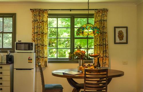 Mountain Lagoon Cabin | The Bower at Wildside Sanctuary