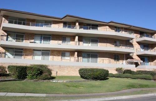 Forster Apartment | The Breakers 10