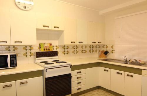 Forster Apartment | The Breakers 10