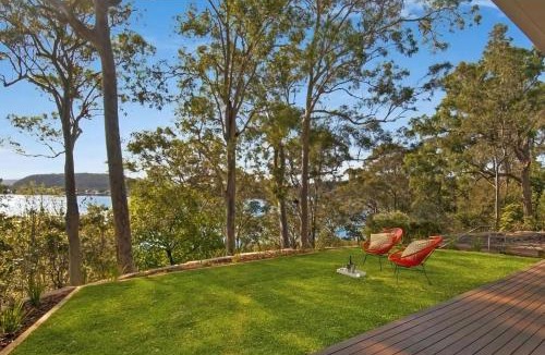 Hardys Bay House | The Canopy at Pretty Beach