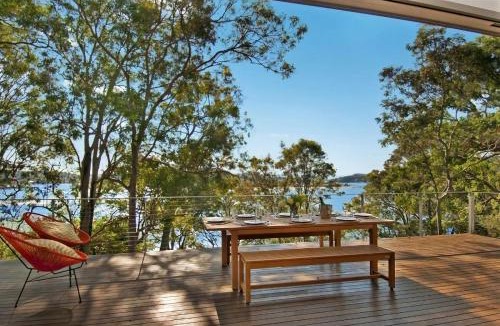 Hardys Bay House | The Canopy at Pretty Beach