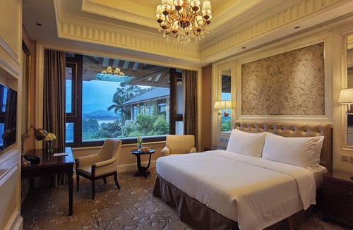 Fuzhou Hotel | The Carp Islet Resort
