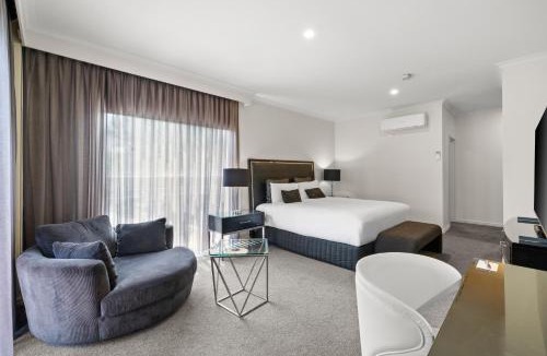 Shepparton South Hotel | The Carrington Hotel