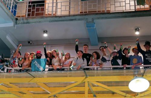 Xiao Ximen Hostel | The Cloudland International Youth Hostel, Close to the city center,10 min walks to the subway, Close to the night market, old street, green lake, English-speaking service, free Activity convenient payment and visa cards are accepted