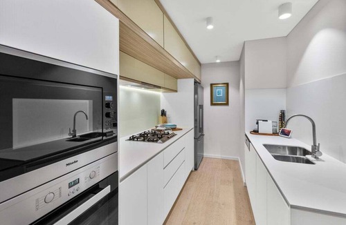 Mosman Apartment | The Courtyard Retreat