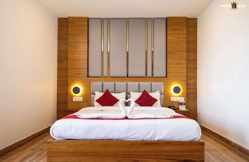 Gomti Nagar Hotel | The Ecstasy Hotel