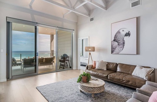 Moana Apartment | The Esplanade - Luxuriously Styled New 3 Bed Apt