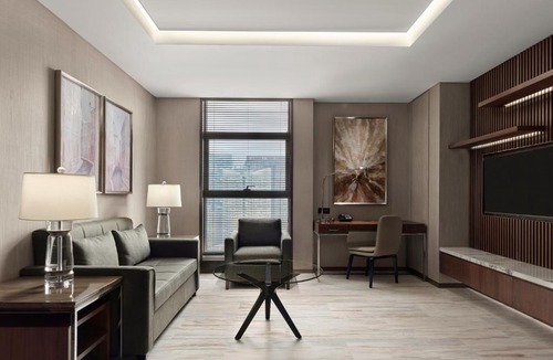 Yanta Qu Hotel | The Fairway Place, Xi'an - Marriott Executive Apartments