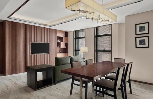 Yanta Qu Hotel | The Fairway Place, Xi'an - Marriott Executive Apartments