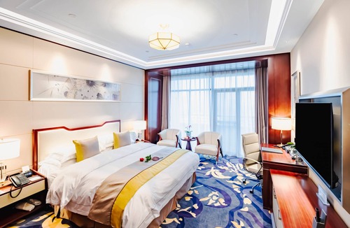 Kuiwen District Hotel | The Farrington Hotel - Building A