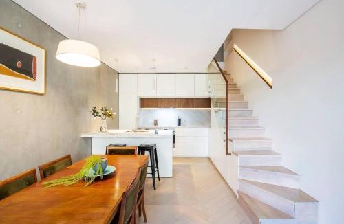 Alexandria Apartment | 'The Fern' Split-Level Retreat with Lush Courtyard