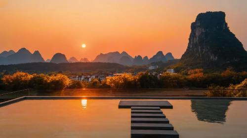 Yangshuo Hotel | The First Glimpse Karst Villas - Impression Liusan Jie - Neo-Chinese Courtyard Design & Personal Soaking Tubs - Infinity Pool & a Single Secluded Pool Suite - Complimentary Pick-up from Airport & Railway station for 3-Nights