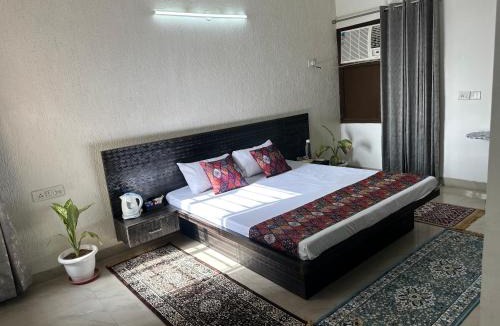 Sikandra Apartment | The Giri Nandani Stays Agra