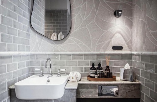 Paddington Hotel | The Grand National Hotel by Saint Peter