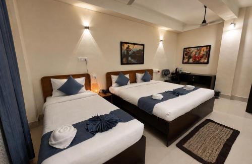 Sualkuchi Hotel | The Happy Nest- A Boutique Stay only 7 mins from Nemcare, Apollo, Physicswalla, Allen