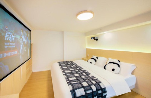 Chengdu City Centre Hotel | The HEJINN House Design Lofts & Suites-Chunxi Road T,aikoo Li Branch