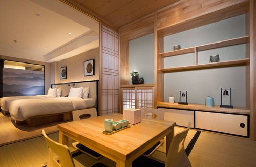 Fuzimiao Area Hotel | The Hotel V Confucius Temple