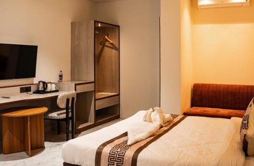 Sibsagar Hotel | The Hue House