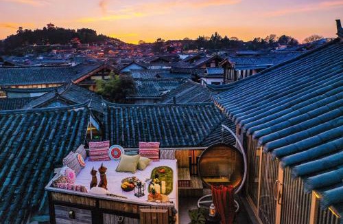 Dayan Old Town Hotel | The Jade Pond Heritage Guesthouse - Wuyi Street Branch - Complimentary Airport Pick-up for 3 Nights & Tailor-Made Tours