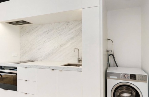 Pyrmont Apartment | The Loft in historic Pyrmont