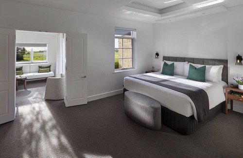 Marananga Hotel | The Louise, Beckons