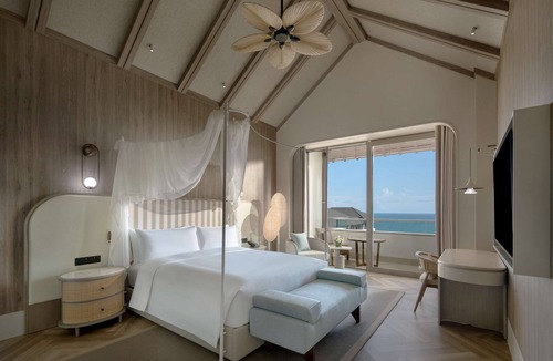 Lingshui Resort | The Mermoon Resort Hainan Tufu Bay, Tapestry By Hilton