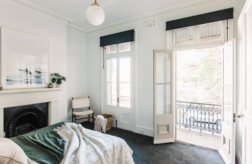 Camperdown Apartment | The Myrtle House + Courtyard — Spacious 3BR