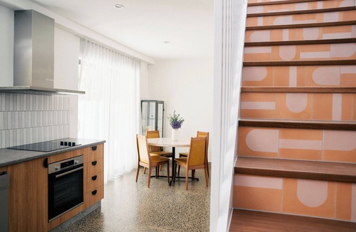 Palm Beach Hotel | The Mysa Motel