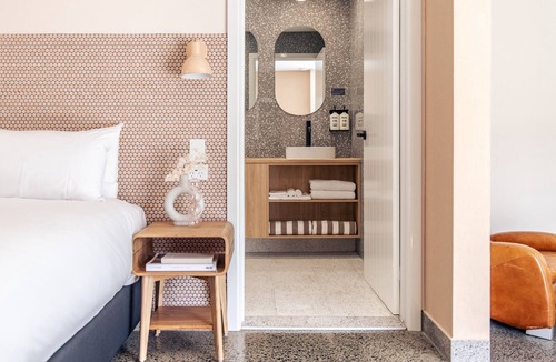 Palm Beach Hotel | The Mysa Motel