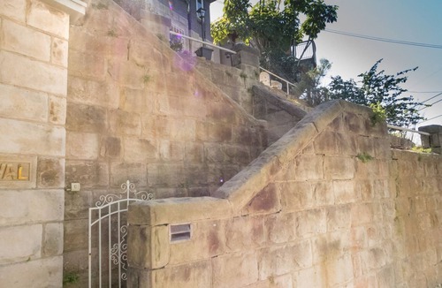 Coogee House | The Neval, Coogee Beach, Walk to beach/cafes