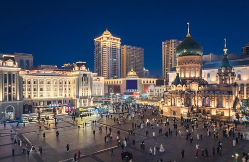 Harbin City Center Hotel | The only hotel located within Harbin Sophia Church Square Scenic Area, just 10 meters away from the scenic area entrance