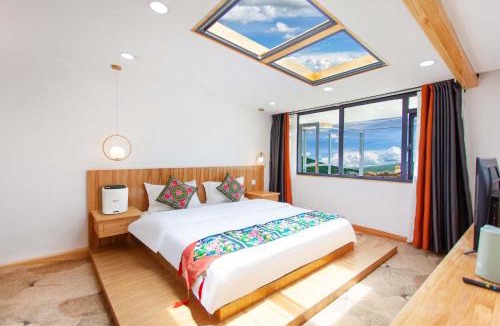 Shangri-La Hotel | The Peak Living