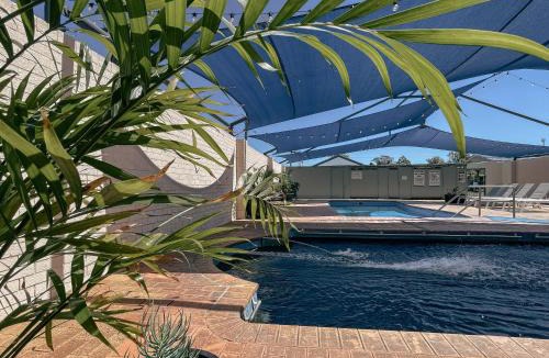 Moree Hotel | The Phoenix Artesian Spa Resort and Accommodation