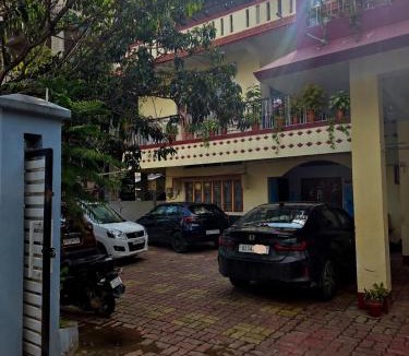Sualkuchi Apartment | The Pinnacle Stays