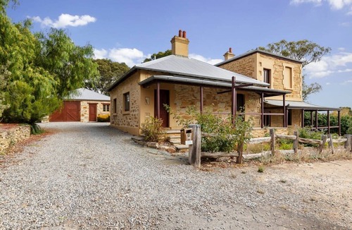 Willunga House | The Postmaster's Manor: Willunga Heritage Hideaway