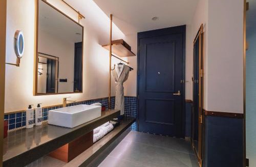 Haizhu Hotel | The Protons Guangzhou
