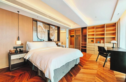 Dongcheng Hotel | The Purple Horse Hotel