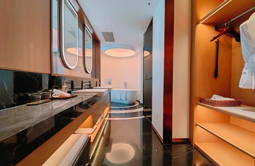 Dongcheng Hotel | The Purple Horse Hotel