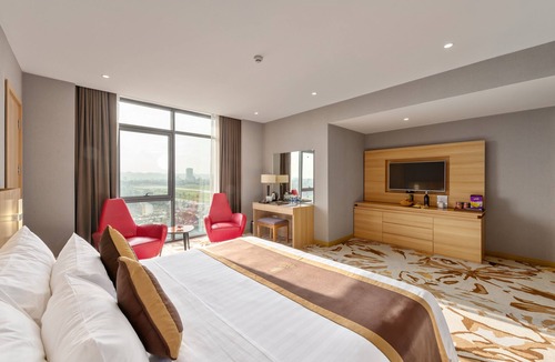 Đong Thanh Hotel | The Reed Hotel