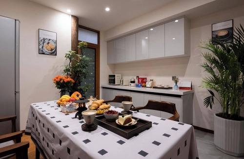 Dayan Old Town Hotel | The Ripplewood Sanctum