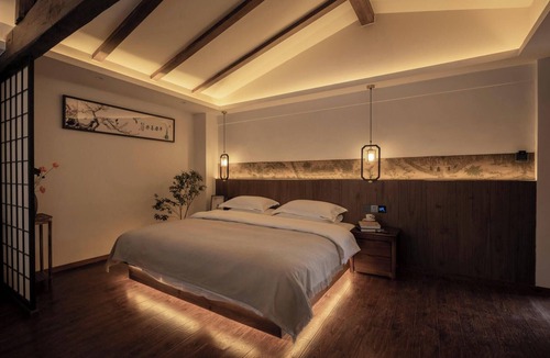Dayan Old Town Hotel | The Ripplewood Sanctum
