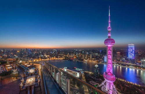 Downtown Shanghai Hotel | The Ritz-Carlton Shanghai, Pudong