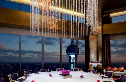 Downtown Shanghai Hotel | The Ritz-Carlton Shanghai, Pudong