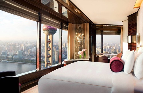 Downtown Shanghai Hotel | The Ritz-Carlton Shanghai, Pudong
