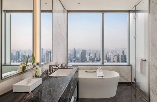 Jiang Han Hotel | The Ritz-Carlton, Wuhan