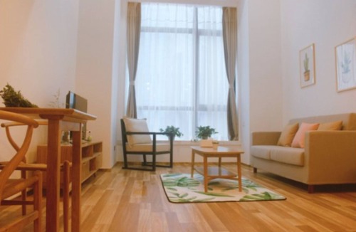 Xinghai Commercial Area Apartment | The Roost Hotel