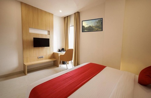 Gomti Nagar Hotel | The Royal Legacy